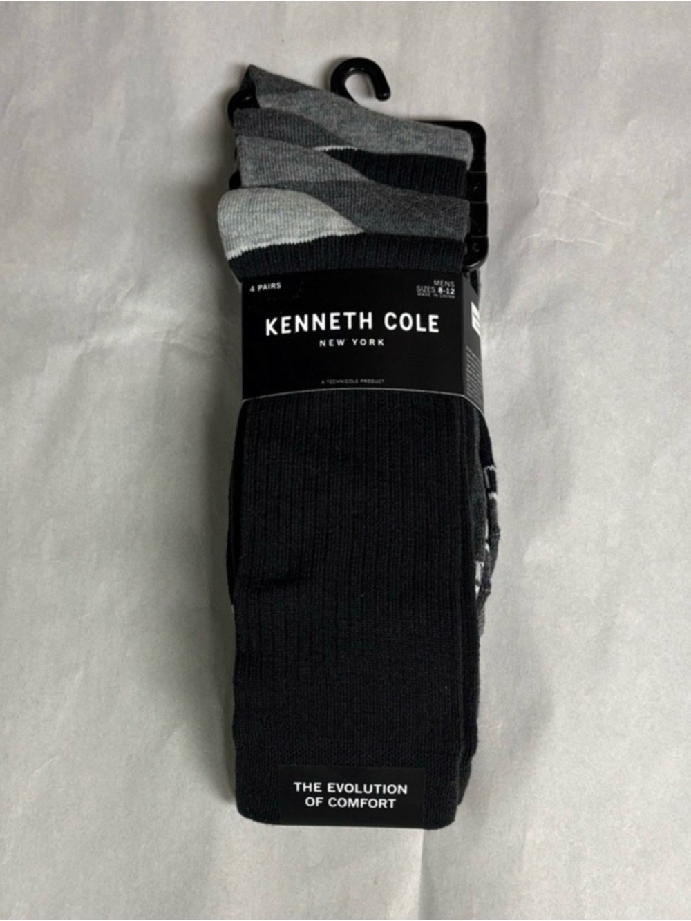 New Kenneth Cole Socks 4 Pair Men’s Black & Gray Crew Socks Casual Preppy